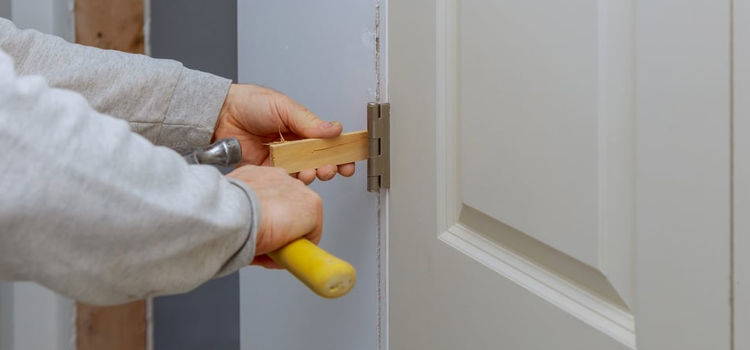 fiberglass entry door repair in Naperville, Illinois